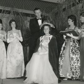 Miss Elizabeth Quest : 1962