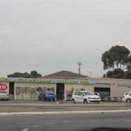 Hazel's Smithfield Second Hand Shop