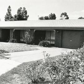 4 Hewish Crescent, Elizabeth Park