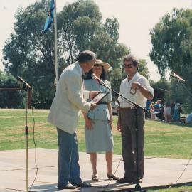 Australia Day Awards : 1994
