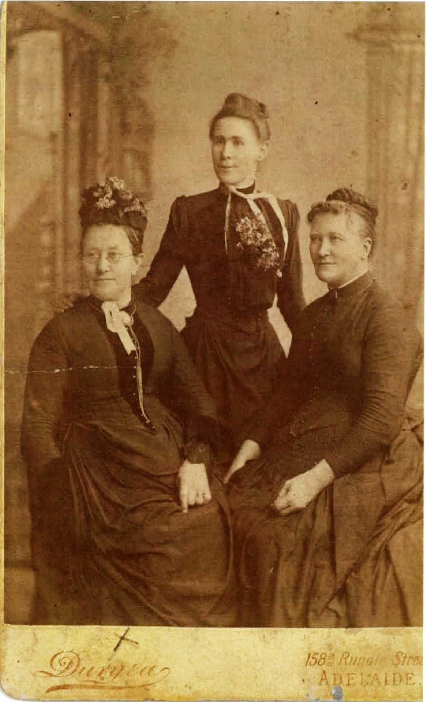 Mary (mother) Isabella (standing, sister) Christina.
Ancestry.com 